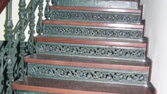 Wyremontowane schody przy Warszawskiej 19